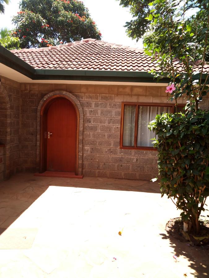 Kijiji Homestay Nairobi Exterior photo